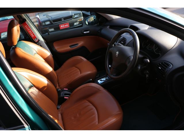 Peugeot 206 2005-03 25318-4
