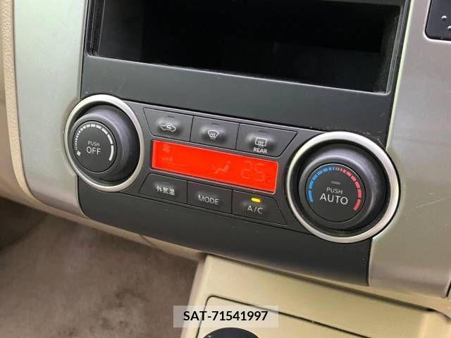 Nissan TIIDA 2010-05 251083-3