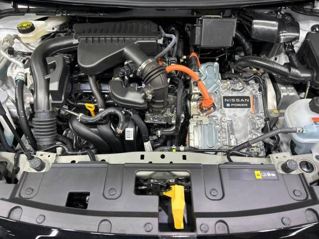 Nissan AURA 2023-06 28483-18
