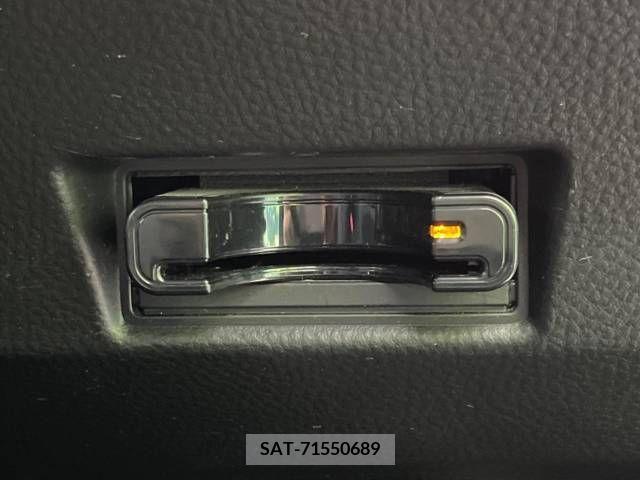 Suzuki SWIFT 2015-07 369067-7