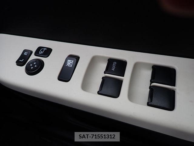 Suzuki ALTO 2019-02 305102-12