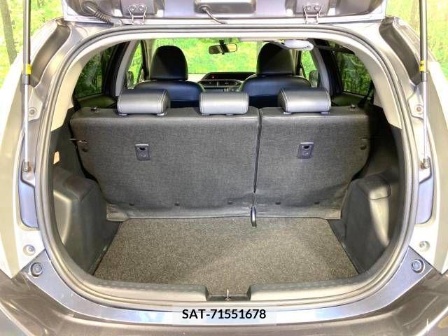 Toyota AQUA 2013-07 217967-10