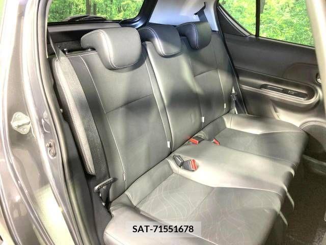 Toyota AQUA 2013-07 217967-9