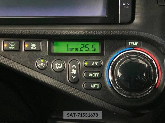 Toyota AQUA 2013-07 217967-4