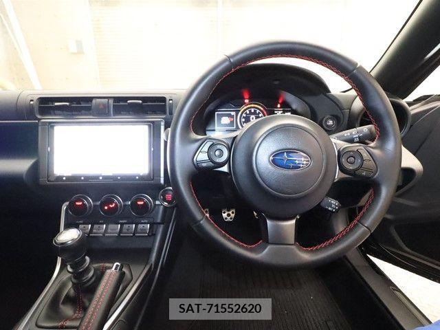 Subaru BRZ 2021-10 244068-2