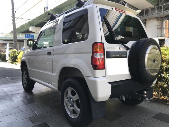 Mitsubishi PAJERO MINI 2000-01 183899-3