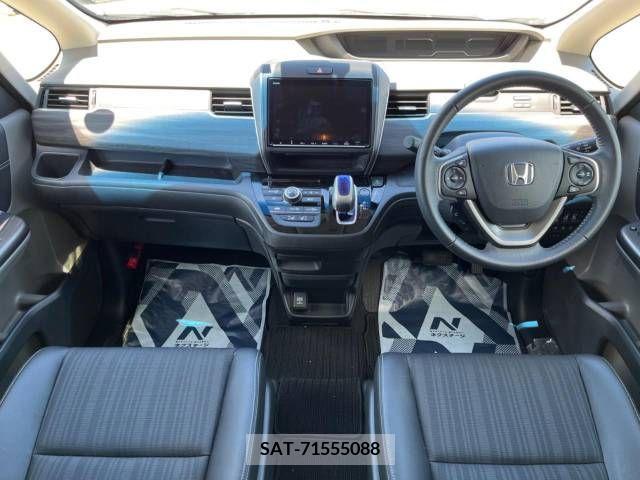 Honda FREED 2018-02 303002-1