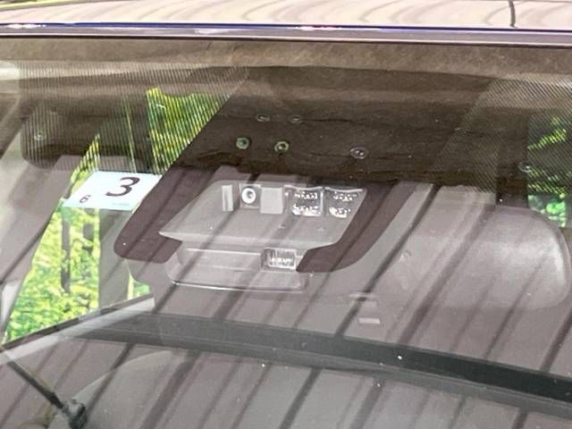 Toyota AQUA 2017-03 182534-4