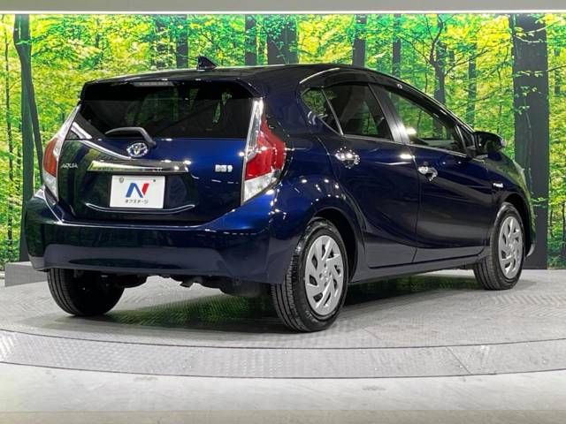 Toyota AQUA 2017-03 182534-17