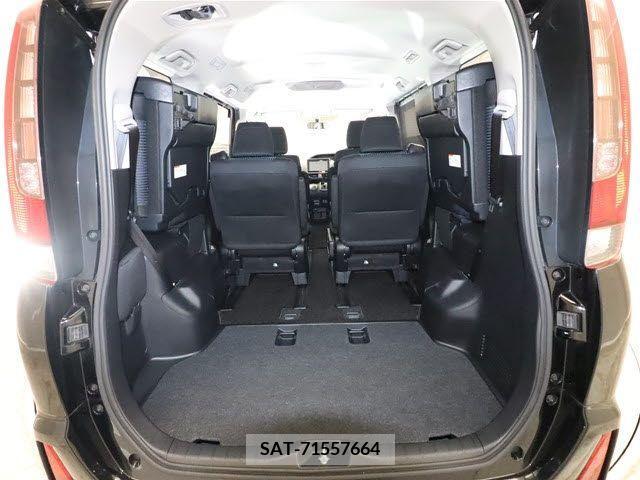 Toyota NOAH 2014-10 201334-8