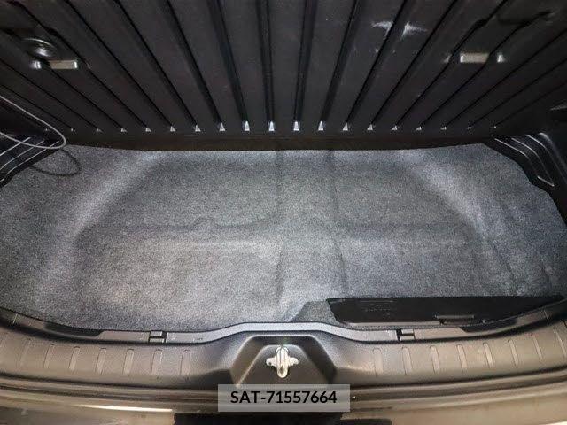 Toyota NOAH 2014-10 201334-9