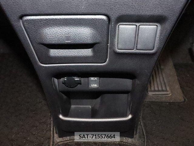 Toyota NOAH 2014-10 201334-12