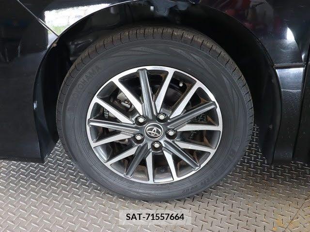 Toyota NOAH 2014-10 201334-18