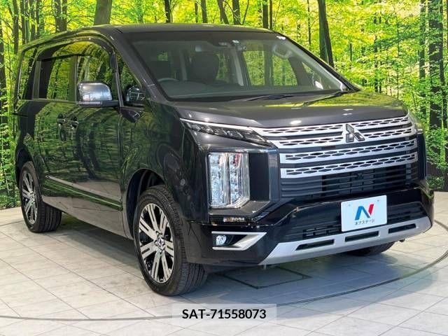 Mitsubishi DELICA D5 2022-08 390474-17