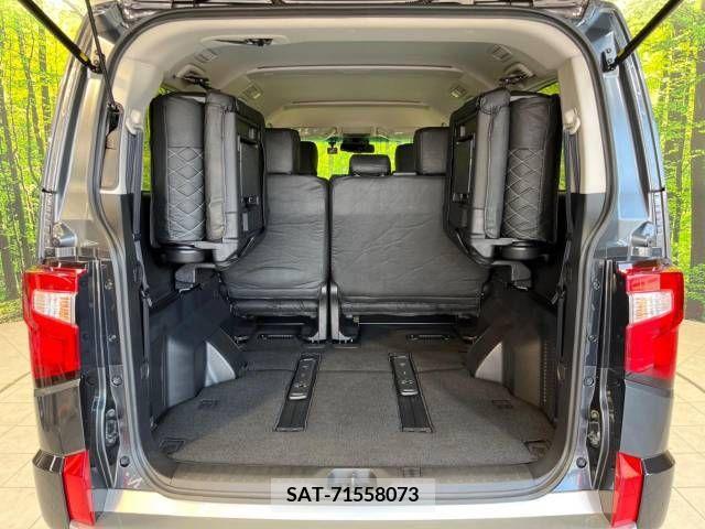Mitsubishi DELICA D5 2022-08 390474-12