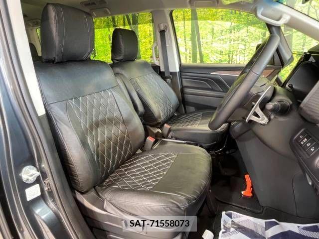 Mitsubishi DELICA D5 2022-08 390474-9