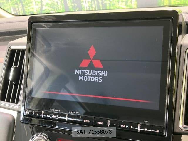 Mitsubishi DELICA D5 2022-08 390474-2