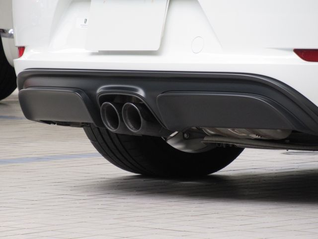 Porsche CAYMAN 2018-08 24054-22