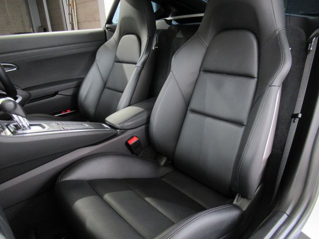 Porsche CAYMAN 2018-08 24054-5