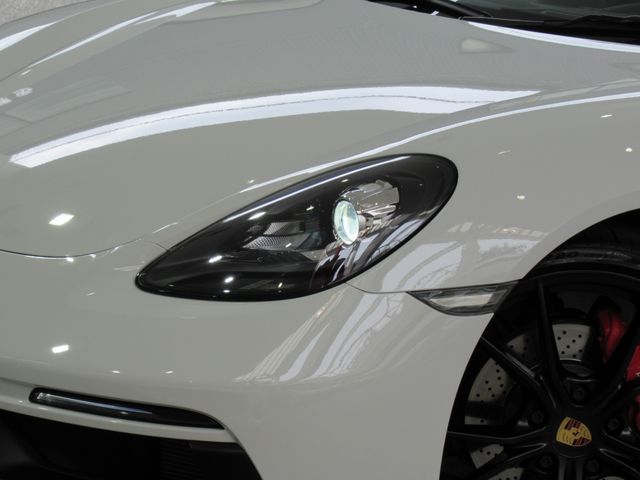 Porsche CAYMAN 2018-08 24054-25