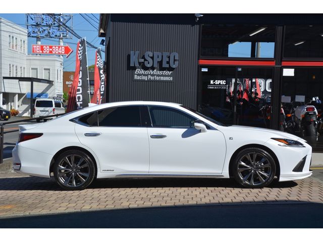 Lexus ES 2019-02 192548-3