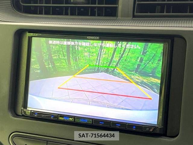 Toyota AQUA 2018-02 291811-3