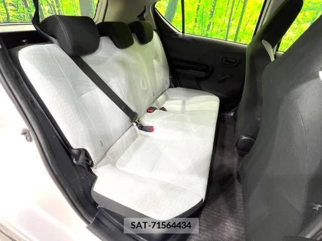 Toyota AQUA 2018-02 291811-8