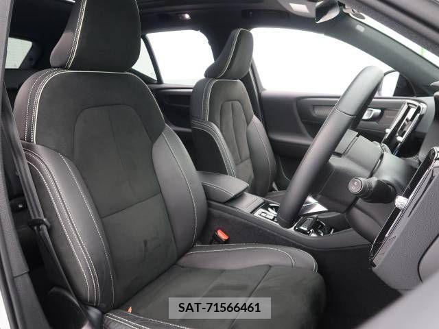 Volvo XC40 2022-06 288775-12