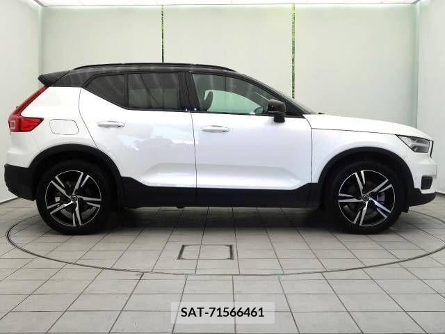 Volvo XC40 2022-06 288775-18