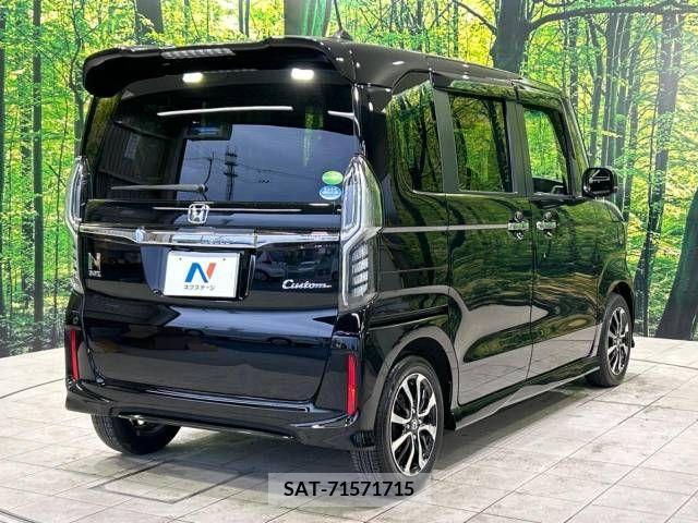 Honda N BOX CUSTOM 2019-02 278975-17