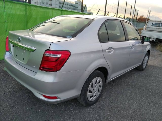 Toyota COROLLA AXIO 2018-04 190503-3