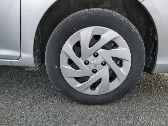 Toyota COROLLA AXIO 2018-04 190503-9