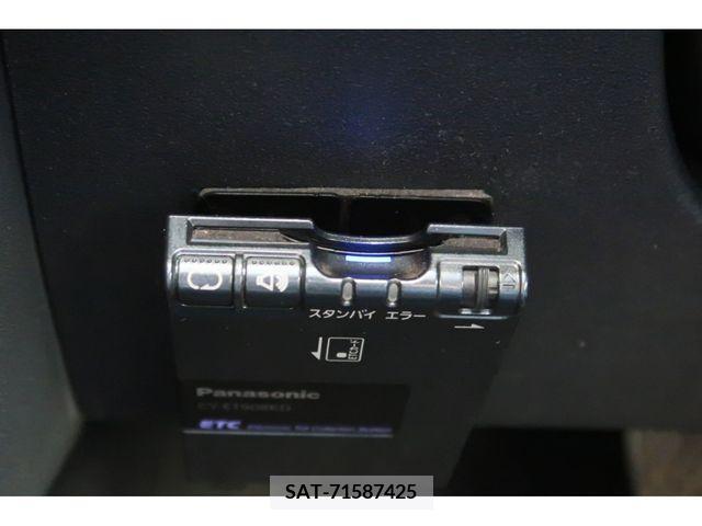Nissan DUALIS 2012-12 296673-11