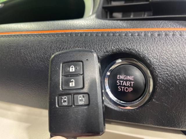 Toyota SIENTA 2016-05 182759-6