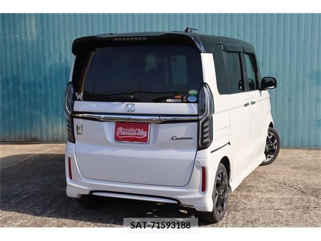Honda N BOX CUSTOM 2018-11 211119-2