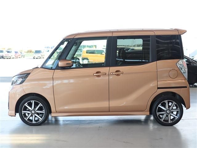 Nissan DAYZ ROOX 2019-01 193737-6