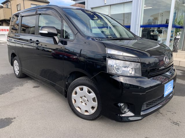 Toyota VOXY 2010-03 5114-0