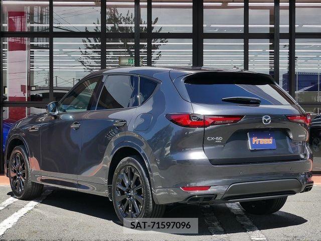 Mazda CX-60 2023-05 379368-5