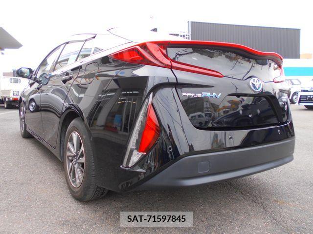 Toyota PRIUS PHV 2019-05 210277-2