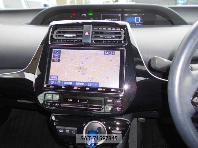 Toyota PRIUS PHV 2019-05 210277-18