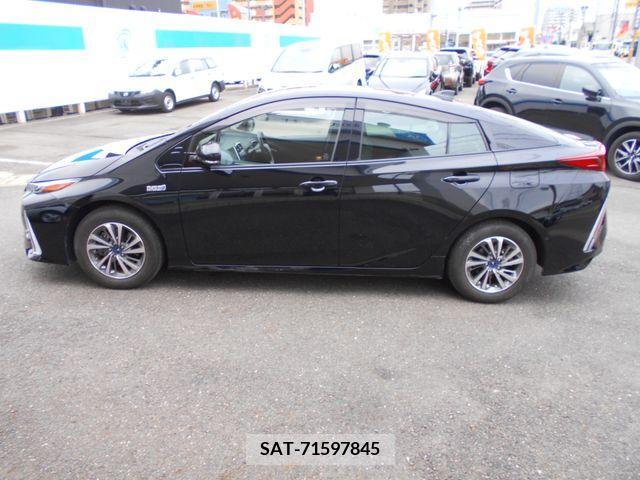 Toyota PRIUS PHV 2019-05 210277-8