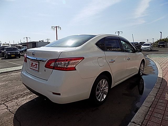 Nissan Sylphy 2013-02 18856-2