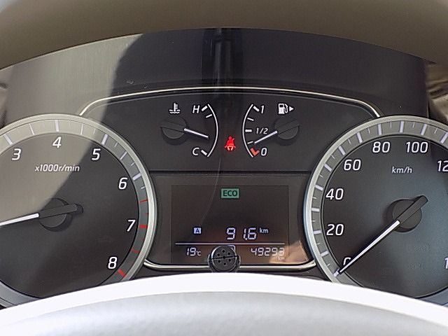 Nissan Sylphy 2013-02 18856-7