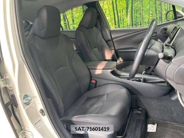 Toyota PRIUS 2016-08 240490-8