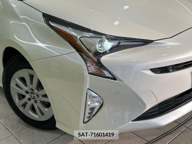 Toyota PRIUS 2016-08 240490-12