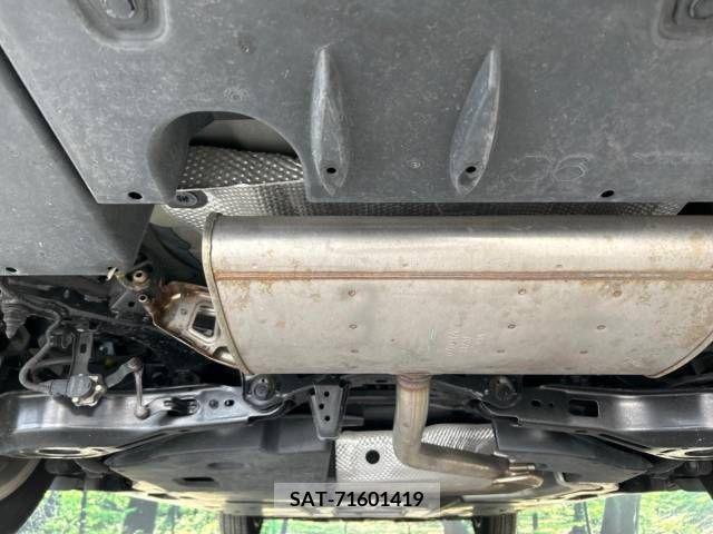Toyota PRIUS 2016-08 240490-19