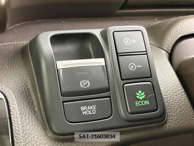 Honda N BOX 2022-09 213332-5