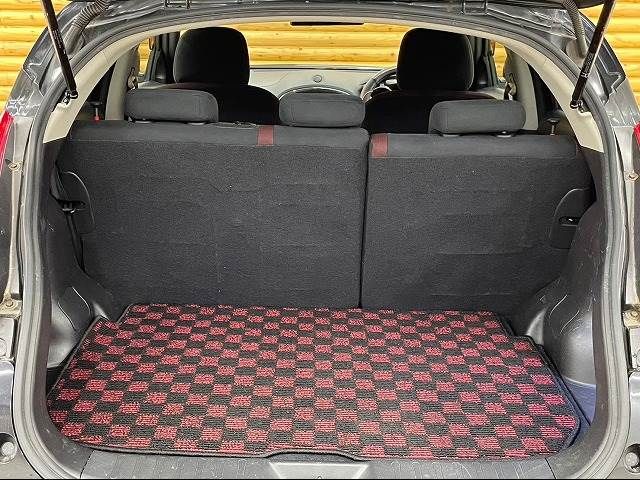 Nissan JUKE 2011-07 191632-19