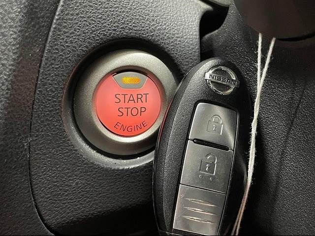 Nissan JUKE 2011-07 191632-4