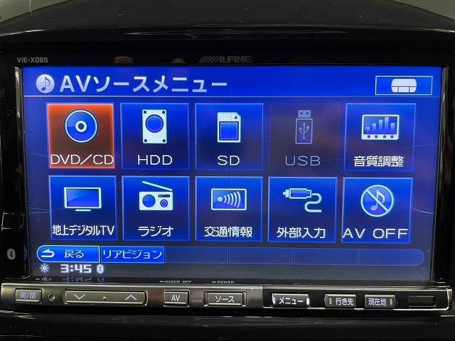 Nissan JUKE 2011-07 191632-3